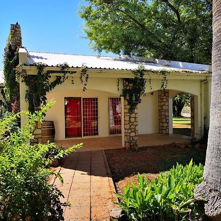 Kalahari Farmhouse, Namibia Mariental Exterior photo